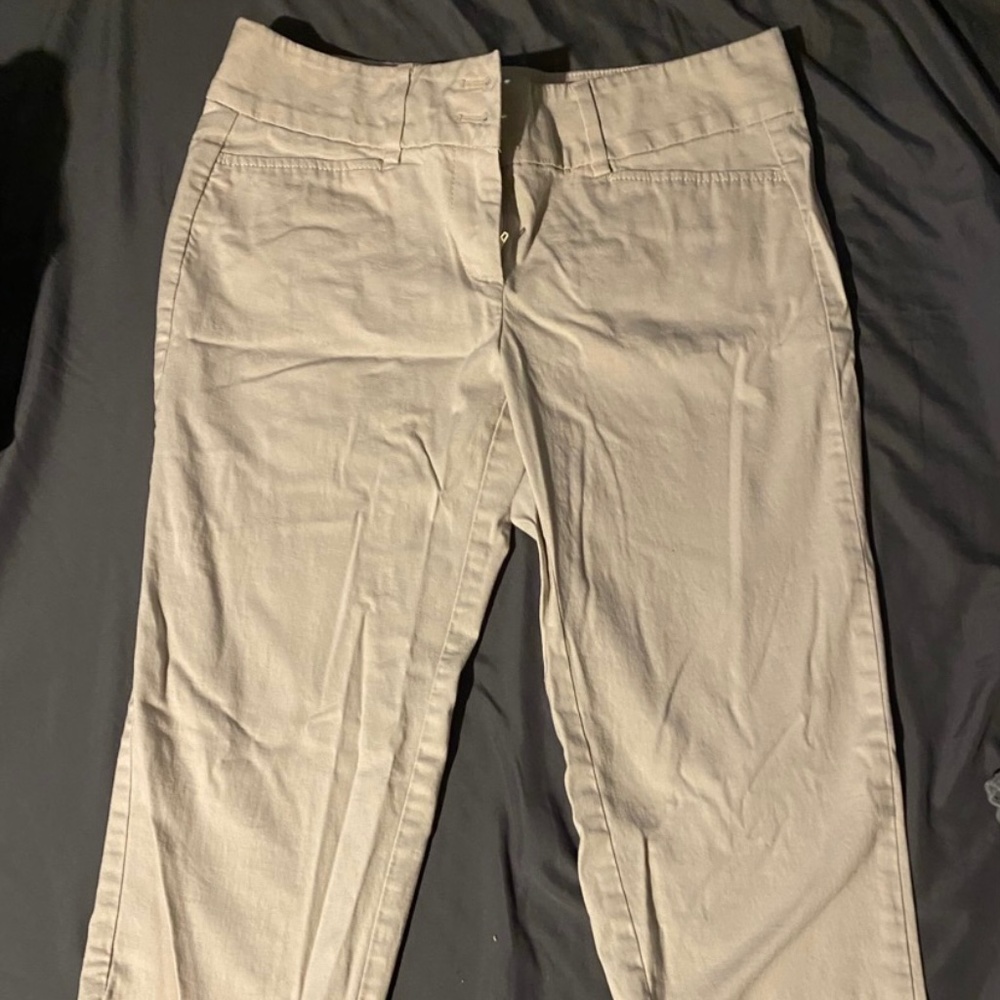 Capri pants